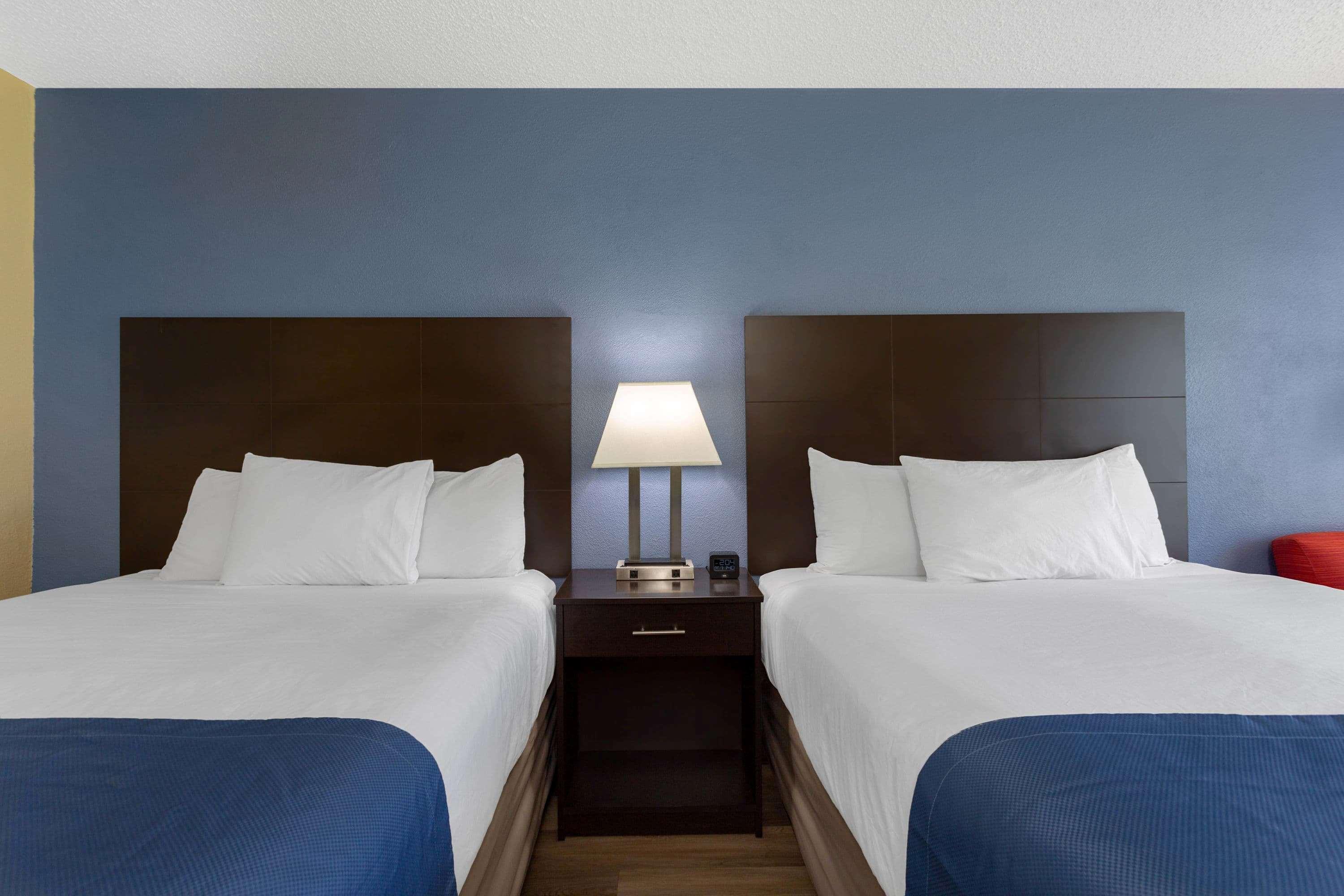Days Inn By Wyndham Greensboro Airport Exterior foto
